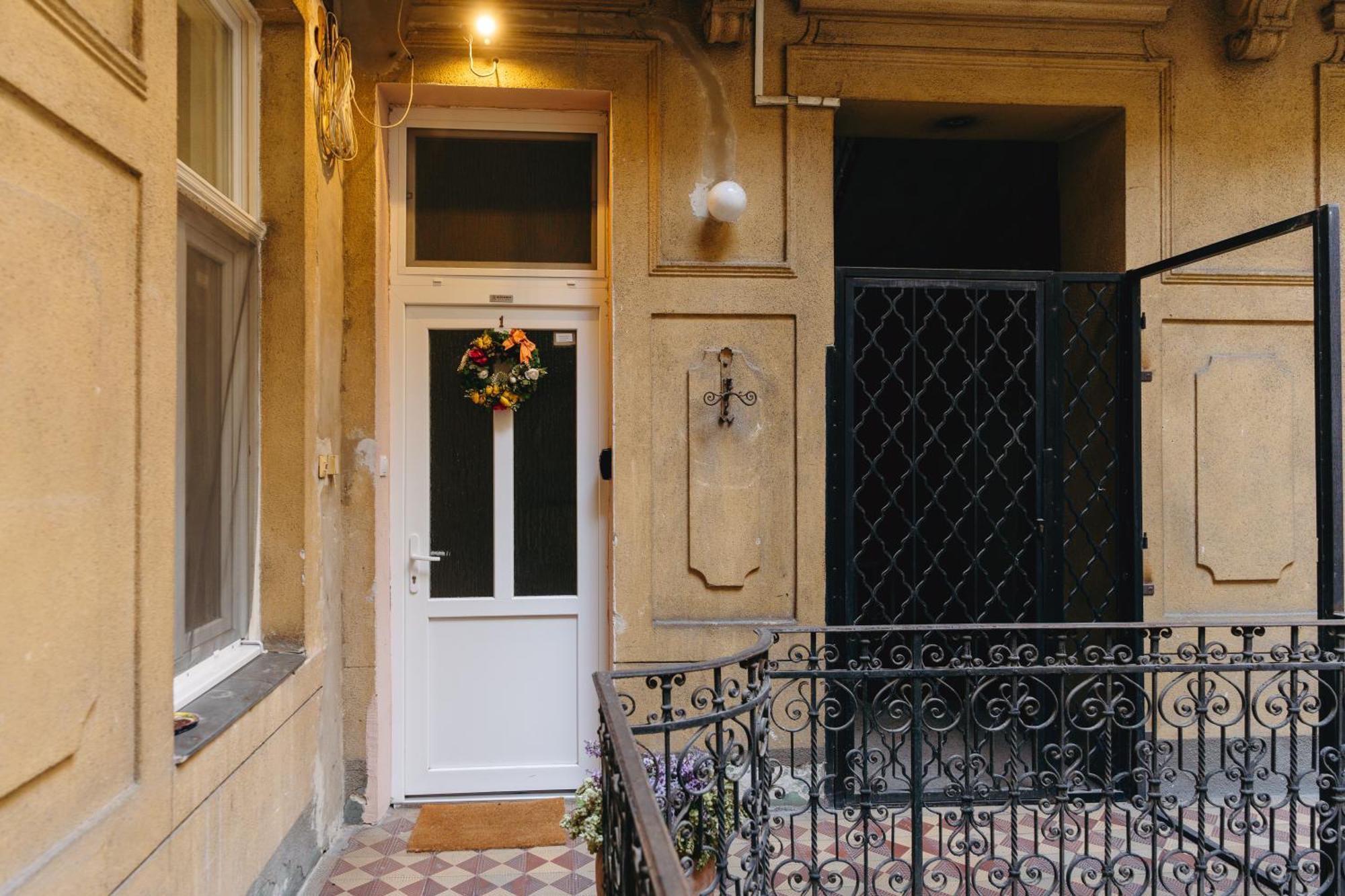 Bercsenyi Apartments - Close To The Gellert Thermal Bath Budapeste Exterior foto